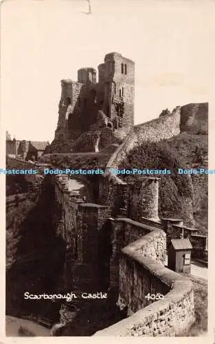 R408256 Scarborough Castle Postkarte 1931