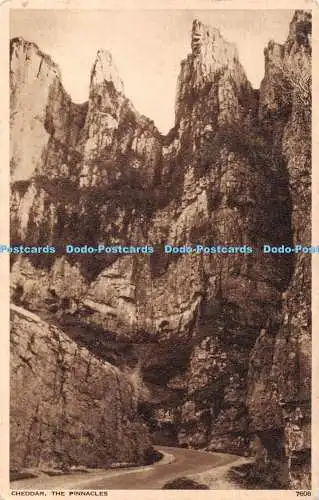 R408325 Cheddar The Pinnacles Photochrom 1953