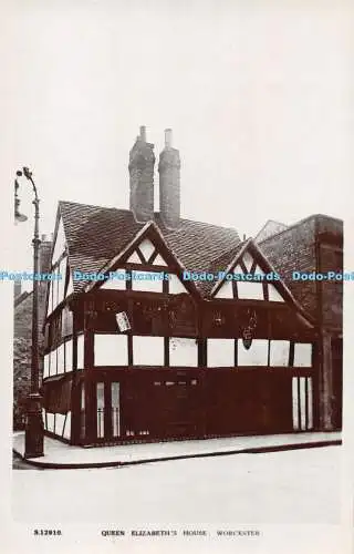 R408990 Worcester Queen Elizabeth House W H Smith Kingsway Echtfoto Serie