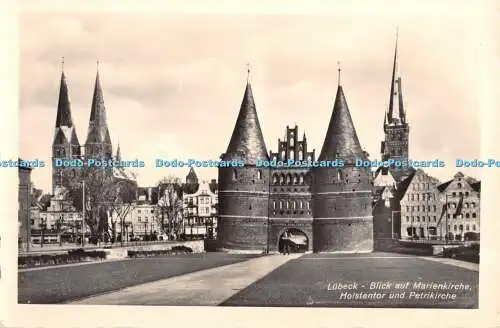 R411671 Lübeck Blick auf Marienkirche Holstentor und Petrikirche Schoning