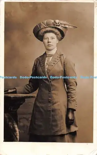 R418838 Frau alte Fotografie Postkarte Hut Bromo Co Southampton