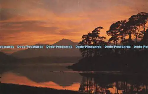 R420145 Derwentwater Friars Crag Sunset Gomis 1979