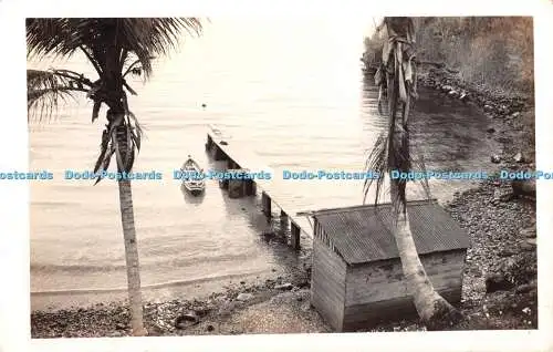 R424946 Der Strand Kleines Hausboot 1944