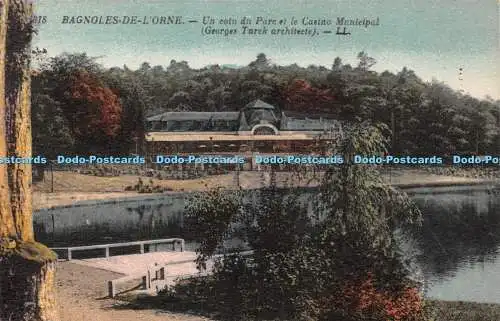 R421754 318 Bagnoles de lOrne Un coin du Parc et le Casino Municipal Georges Tur