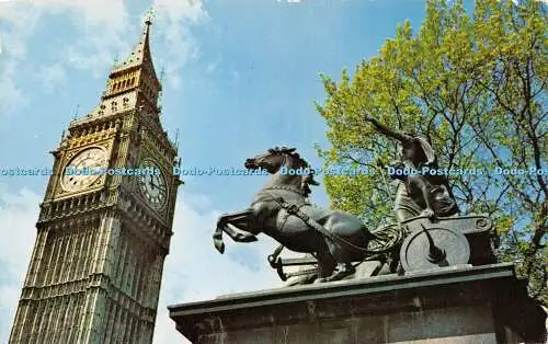 R423958 London Big Ben and Boadicea Statue The Photographic Greeting Card Natura