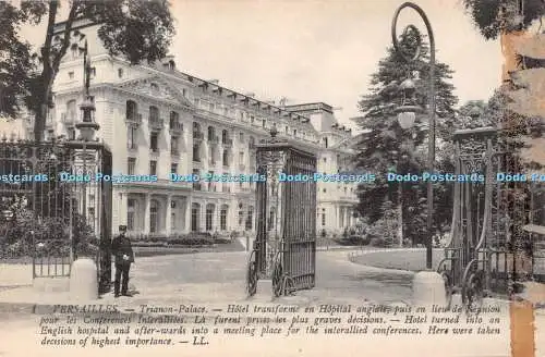 R425954 Versailles Trianon Palace LL 1 Levy Fis