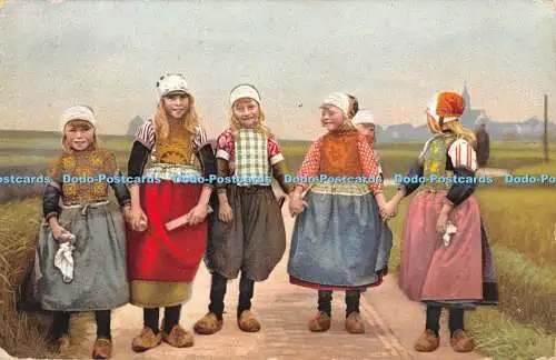 R426316 Fünf Mädchen in Volkstrachten Nenke und Ostermaier Photochromie Serie