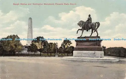 R427777 Gough Statue und Wellington Monument Phoenix Park Dublin Signal Serie 1