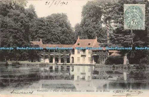 R428041 Versailles Parc du Petit Trianon Maison de la Reine A B a Versailles 190