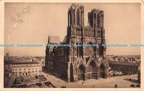 R424728 Reims Marne La Cathedrale Yvon 1929