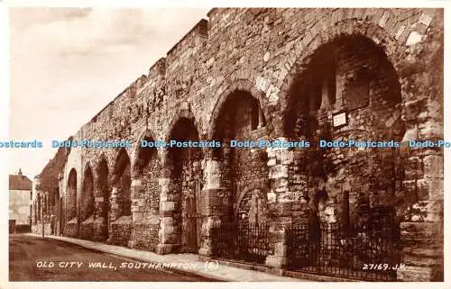 R428545 Southampton Old City Wall Valentine RP
