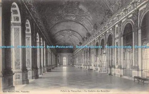 R429929 Mme Moreau Palais de Versailles La Galerie des Batailles