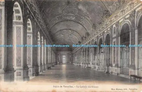 R430050 Palais de Versailles La Galerie des Glaces Mme Moreau