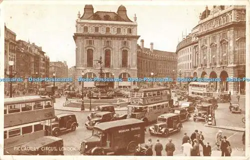 R430223 Piccadilly Circus London H6049 Carbotone Postkarte Valentines 1951