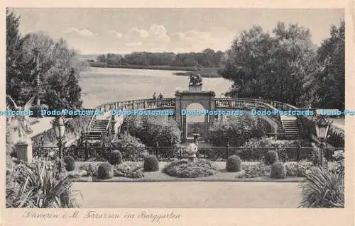 R435871 Schwerin i M Terrassen im Burggarten The Wrigge