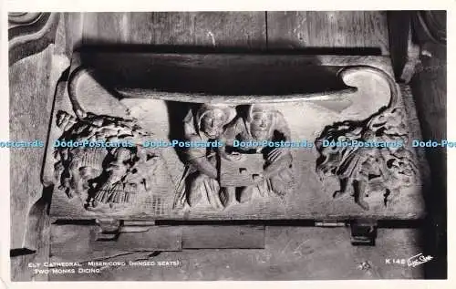 R433294 Ely Cathedral Misericord Klappsitze zwei Mönche würfeln K 142 Walter Scot