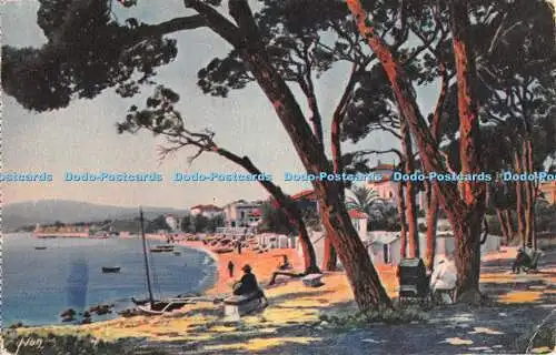 R441297 La Douce France Cote dAzur Juan Les Pins Alpes Maritimes La plage vue tr