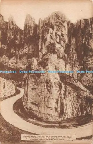 R443611 Cheddar Cliffs Es wird gesagt, dass St. Dunstan König Edmund das Leben gerettet hat