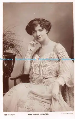 R443749 1195 Davidson Miss Millie Legarde Johnston und Hoffmann Davidson Bros Gl