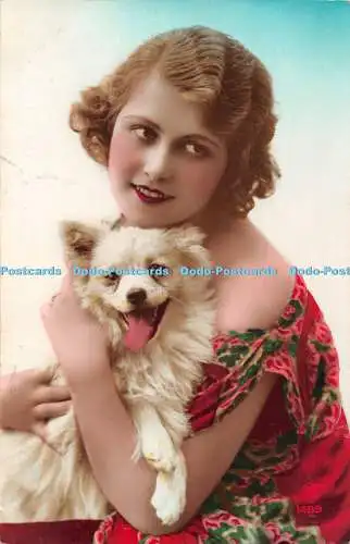 R444378 Frau und Hund P C Paris 1489 1926