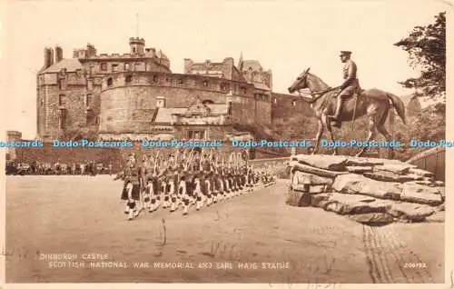 R451274 Edinburgh Castle Scottish National War Memorial and Haig Statue Valentin