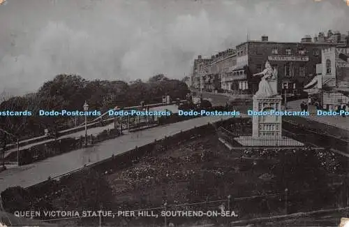 R446180 Queen Victoria Statue Pier Hill Southend on Sea J Adams 1907