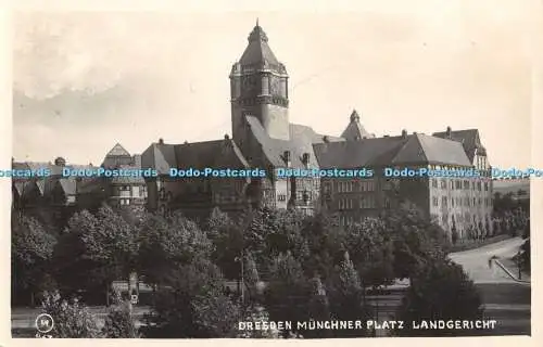 R448468 Postkarte Dresden Münchner Platz Landgericht