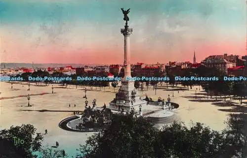 R456634 Bordeaux La Place des Quinconces et le Monument des Girondins Tito M Ber