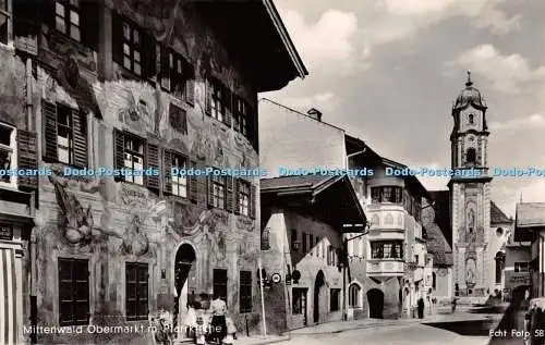 R457980 Mittenwald Obermarkt m Pfarrkirche AK