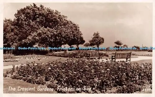 R461265 Frinton on Sea The Crescent Gardens Photo Precision English Series RP 19
