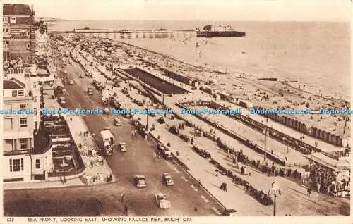 R460356 622 Meerblick nach Osten zeigt Palace Pier Brighton Wardells Worthin