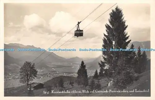 R462051 Kreuzeckbahn Blick auf Garmisch Partenkirchen und Loisachtal Martin Herp