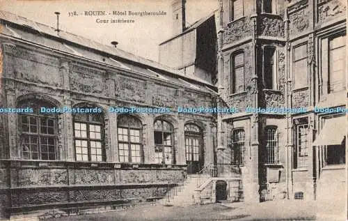 R462171 Rouen Hotel Bourgtheroulde Cour Interieure La Cigogne