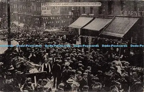 R467546 Petticoat Lane Looking to Aldgate The Auto Photo Series 1926