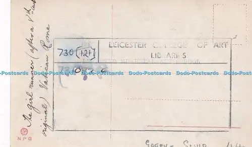 R468078 Roma Museo Vaticano Fanciulla Corriera N P G