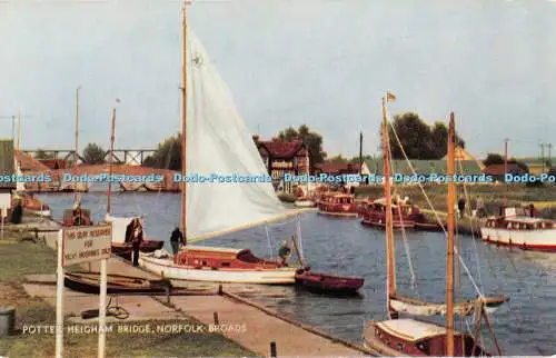 R468630 Norfolk Broads Potter Heigham Bridge J Salmon