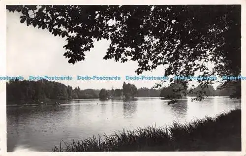 R478043 Lyon Lac du Parc de la Tete d Or Jan 1946