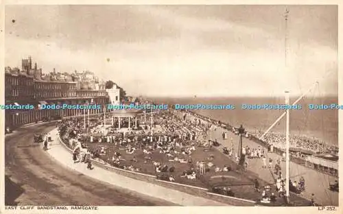 R472469 Ramsgate East Cliff Bandstand A H und S Paragon Serie 1947