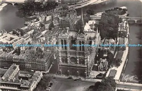 R478495 Paris Vue Aerienne Notre Dame de Paris L Entre Deux Iles Greff S E P T R