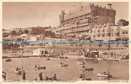 R469358 Southend on Sea Marine Parade Kinder Bootfahren Pool Lansdowne Produktion