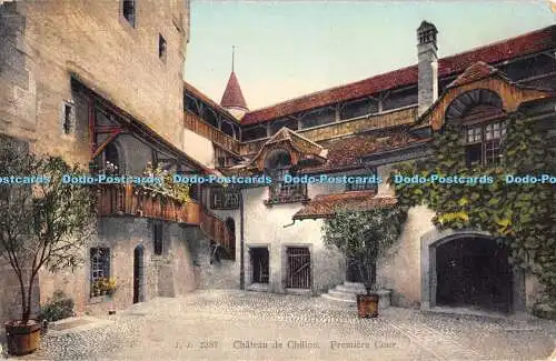 R472861 J J 2387 Chateau de Chillon Premiere Cour