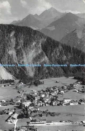 R476325 Mayrhofen im Zillertal mit Ahornspitze K T V Chizalli 1957