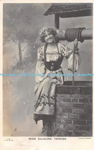 R476423 Miss Ellaline Terriss J Beagle Ellis and Walery 1904