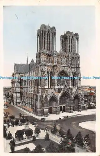 R476673 Reims Marne La Cathedrale Place du Cardinal Lucon A Quentinet RP 1953