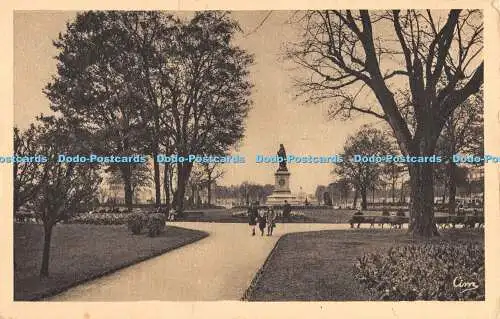 R480424 Reims Marne Jardin Colbert et Place de la Gare Heliogravure Comber Macon