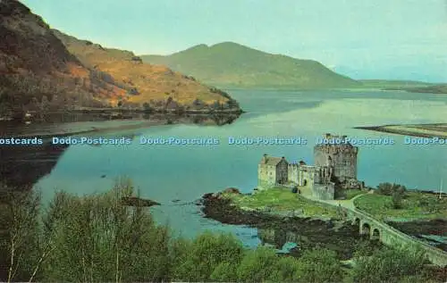 R482663 Eilean Donan Castle M und L National Series 1979
