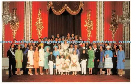 R485113 Charles and Diana Prince and Princess of Wales Buckingham Palace 1981 Co