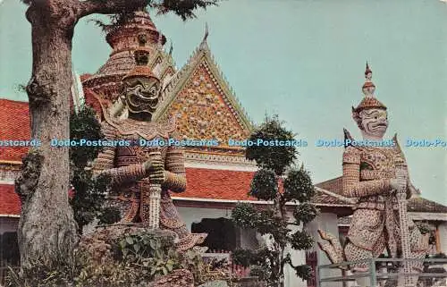 R485461 The Temple of Dawn Bangkok Thailand Japan Air Lines Wings of the New Jap