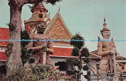 R485485 The Temple of Dawn Bangkok Thailand Japan Air Lines Wings of the New Jap