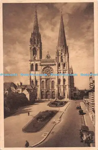 R487129 Chartres Eure et Loire La Cathedrale Yvon